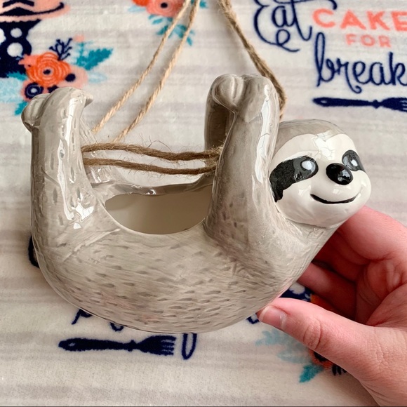🦥 Ceramic Wall / Ceiling Hanging Sloth Planter 🦥 - Picture 4 of 6